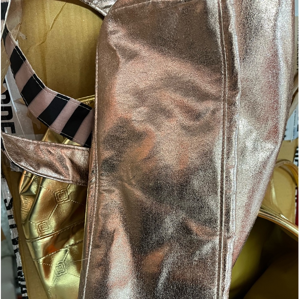 Bag - Picture 2 of 4